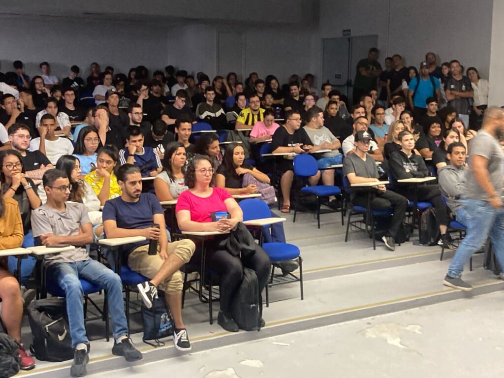 Estudantes fundam diretório acadêmico Giudice frumento em prol de melhorias na Fatec Rubens Lara.