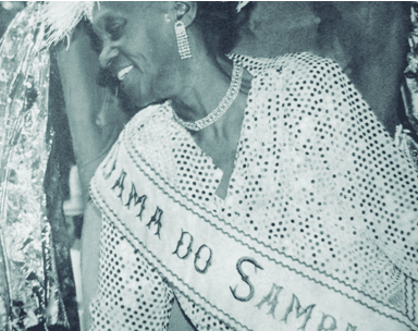 Na foto: Dona Sinhá do Camisa Verde e Branco.